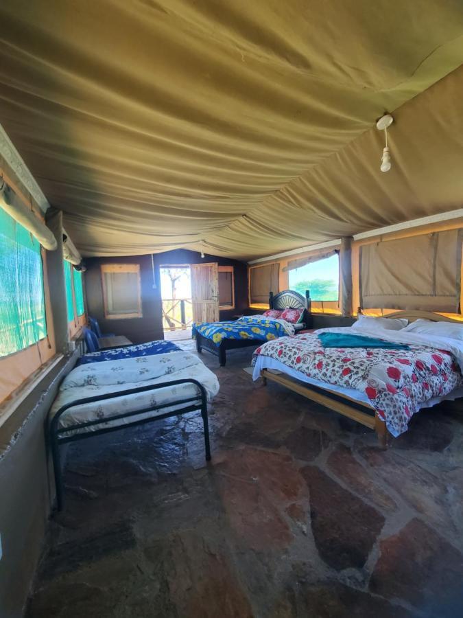 Semadep Safari Camp Bed and Breakfast Sekenani Buitenkant foto